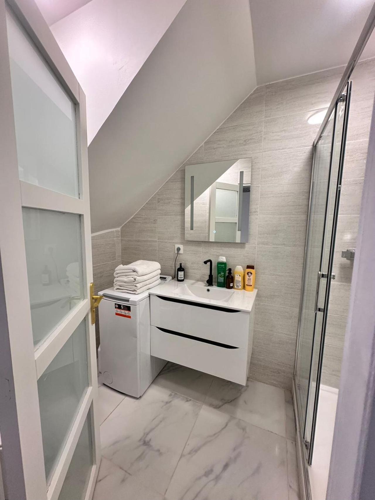 Appartement Calme Moderne Proche De Disneyland Wifi & Cafe Gratuit & Arrivee Autonome 뷰씨 쎙 죠흐쥬 외부 사진