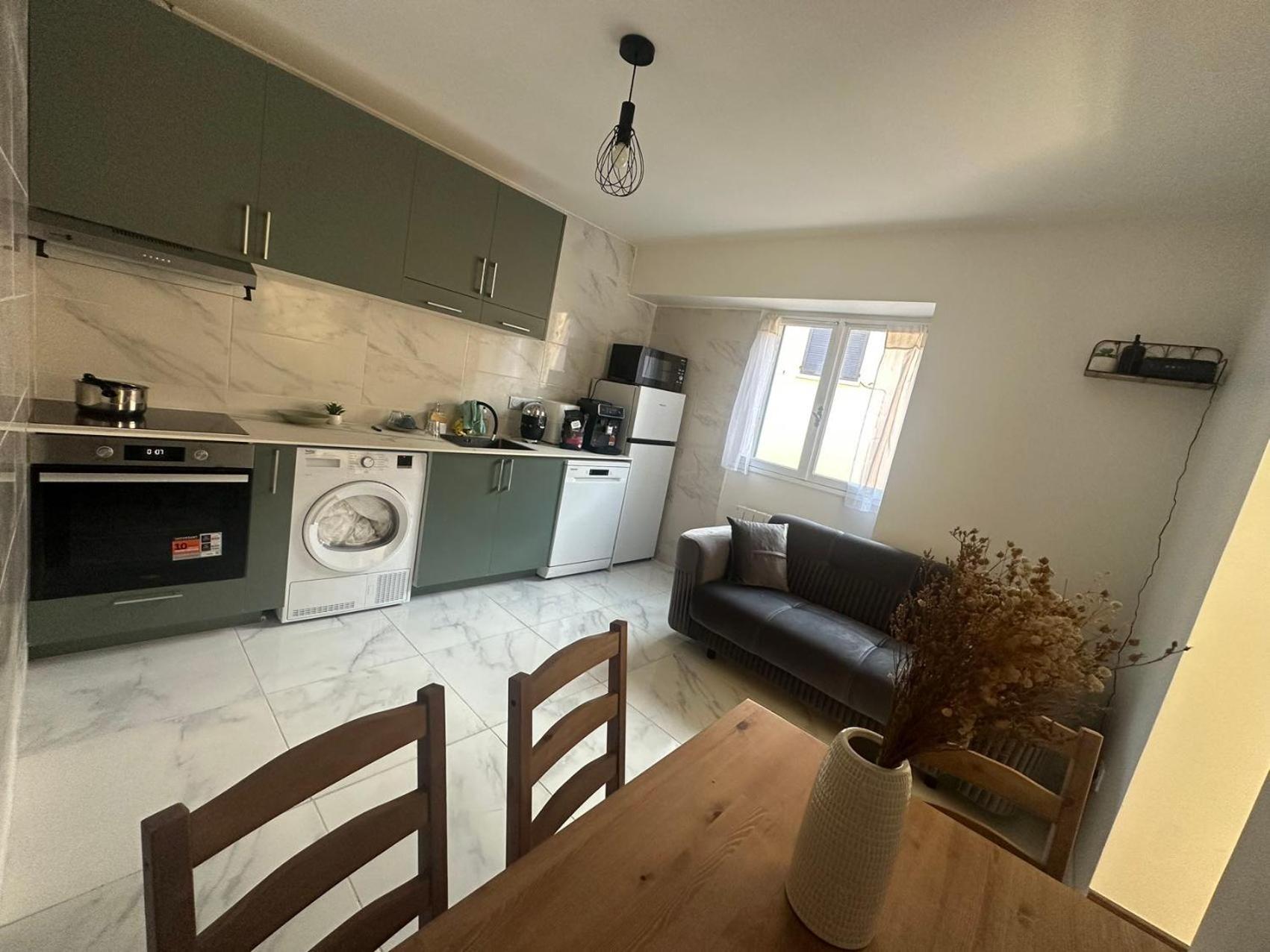 Appartement Calme Moderne Proche De Disneyland Wifi & Cafe Gratuit & Arrivee Autonome 뷰씨 쎙 죠흐쥬 외부 사진